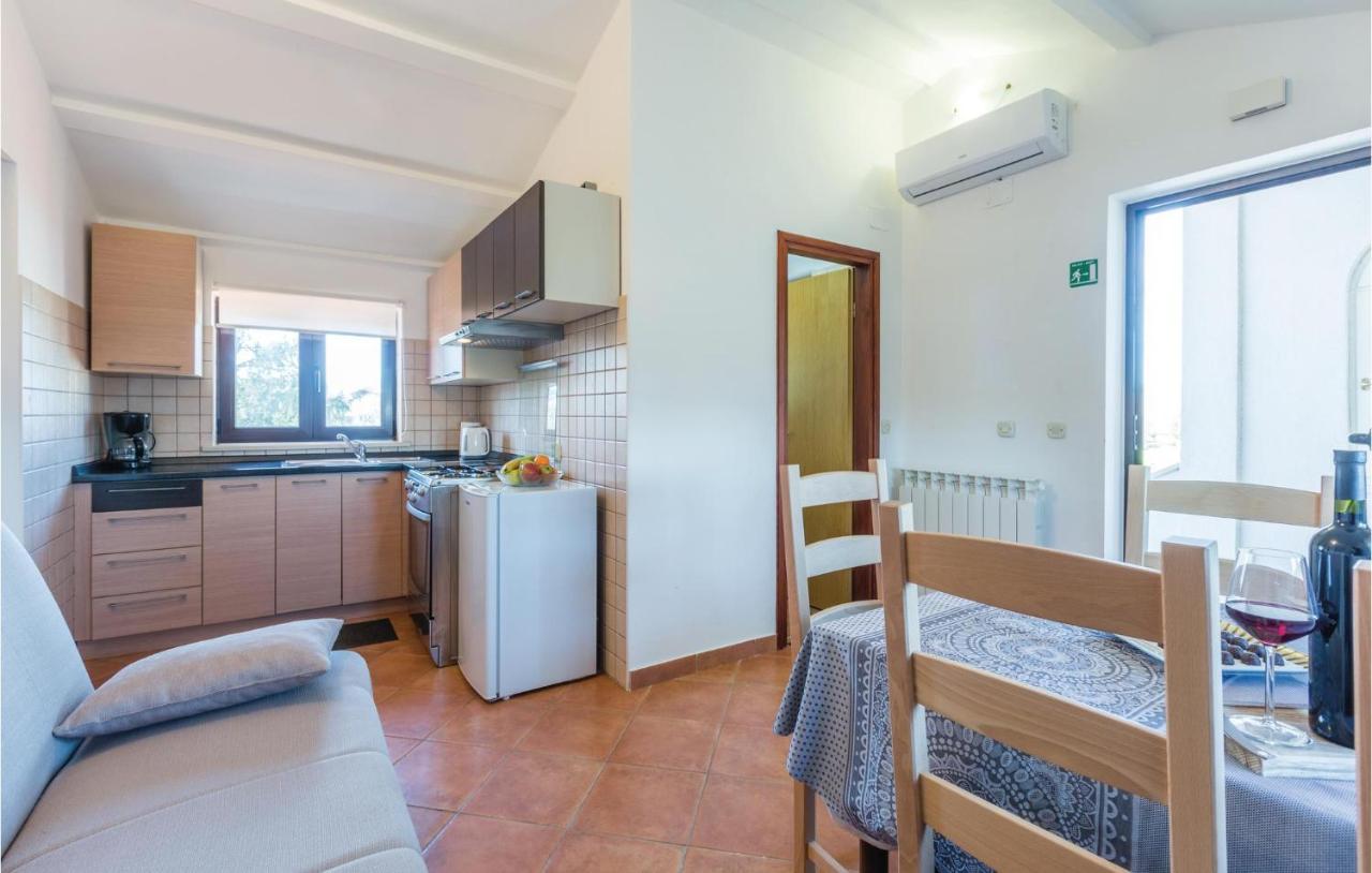 Amazing Apartment In Pazin With Wifi Katun Lindarski Buitenkant foto